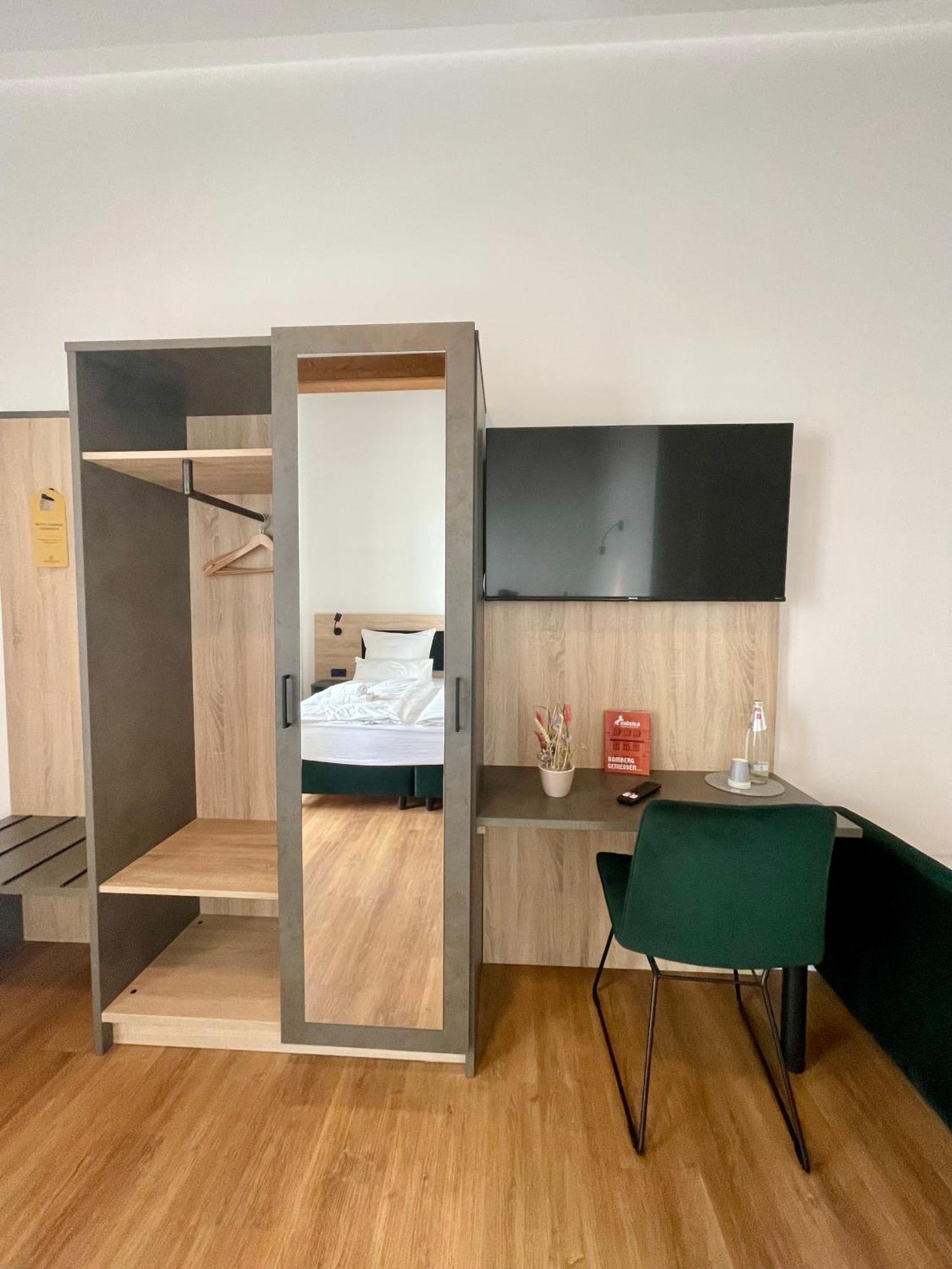 Hopfenhotel Am Adenauerufer Hotel