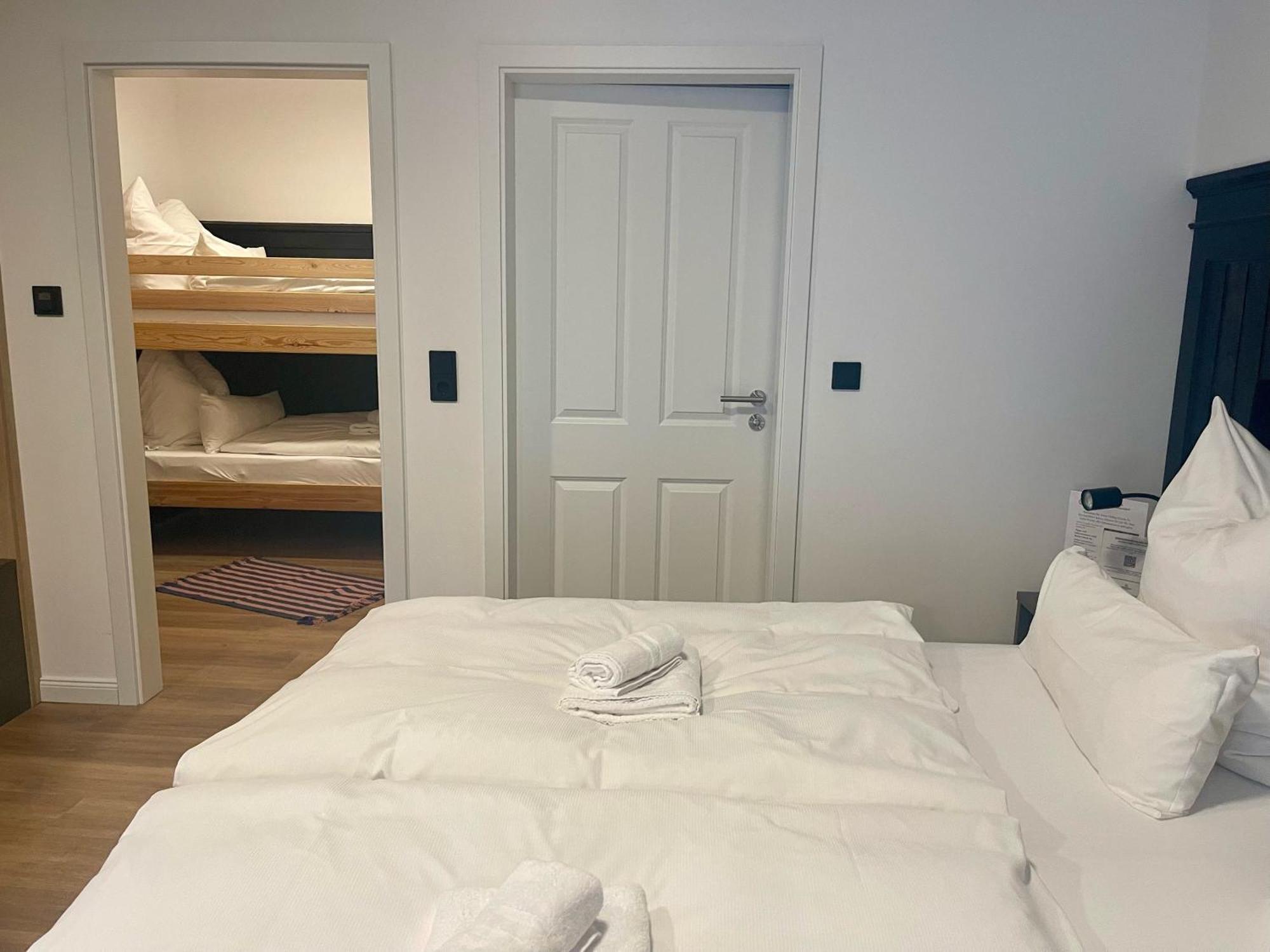 Hopfenhotel Am Adenauerufer Hotel