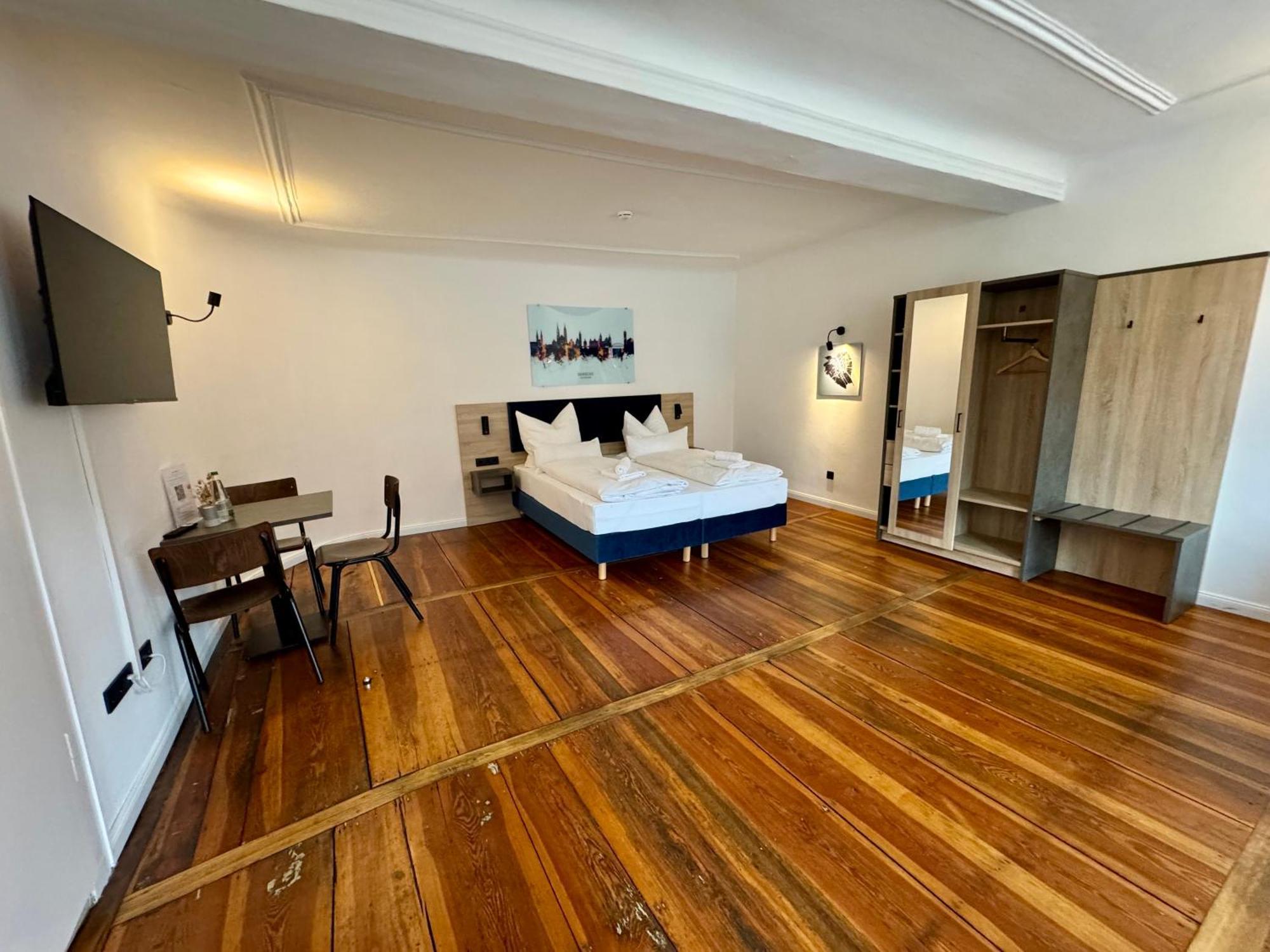 Hopfenhotel Am Adenauerufer